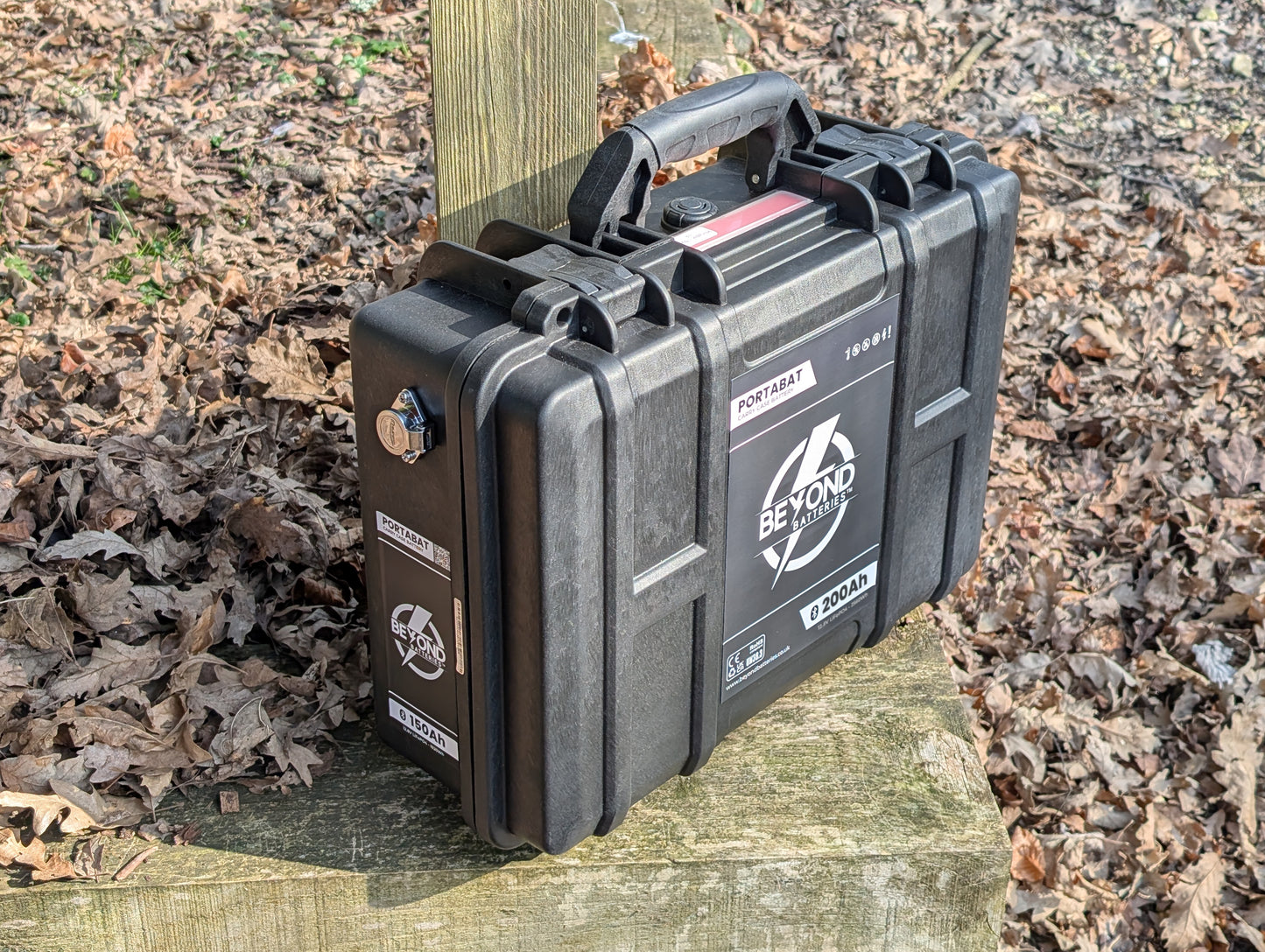 Beyond Batteries 12V 200Ah LiFePO4 PortaBat Carry Case Mobile Power unit